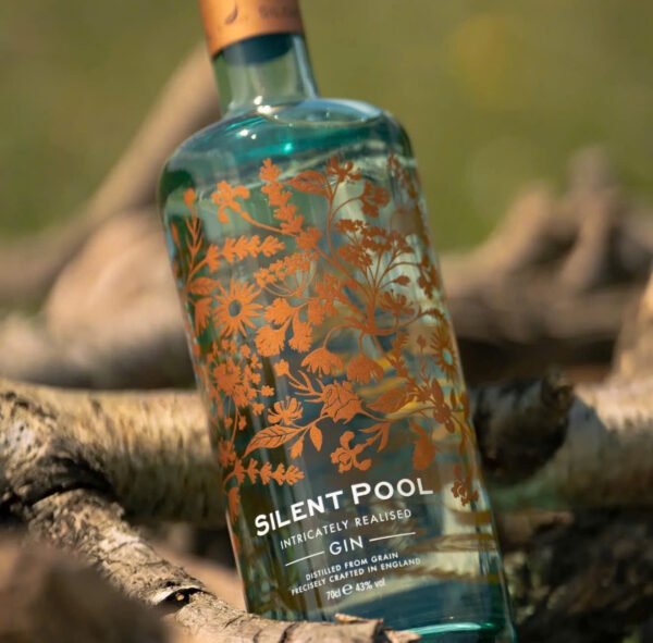 Silent Pool Gin, Floral and Zesty London Dry Gin - Hình ảnh 2