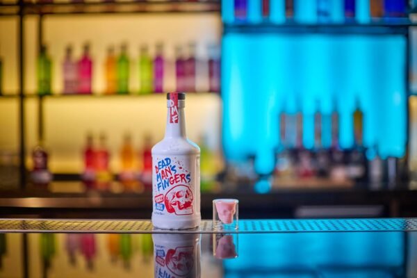 Dead Man's Fingers Strawberry Tequila Cream Liqueur 70cl - Hình ảnh 6