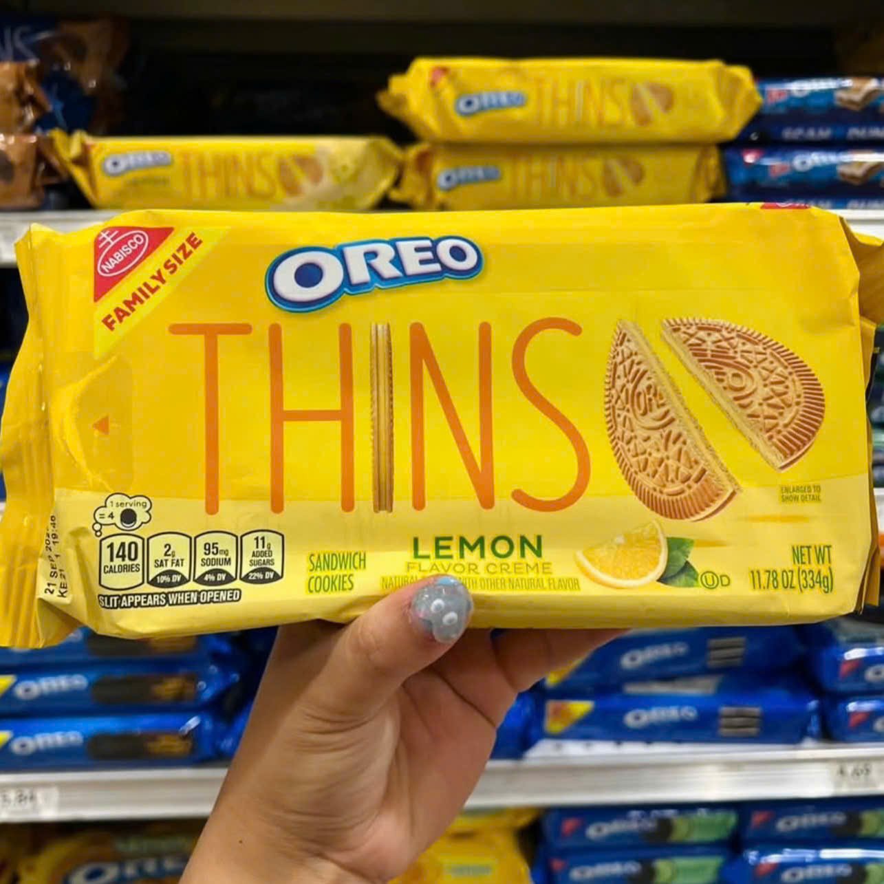 OREO Thins Lemon Creme Sandwich Cookies, Family Size, 11.78 oz